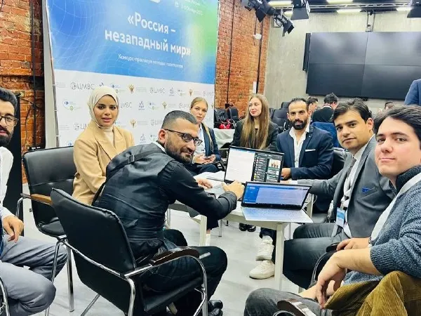 A working session at a forum held by the foundation